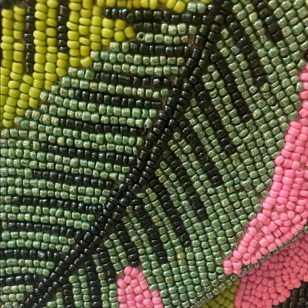 Beaded Leaf Pattern Clutch - Picture 5 of 5